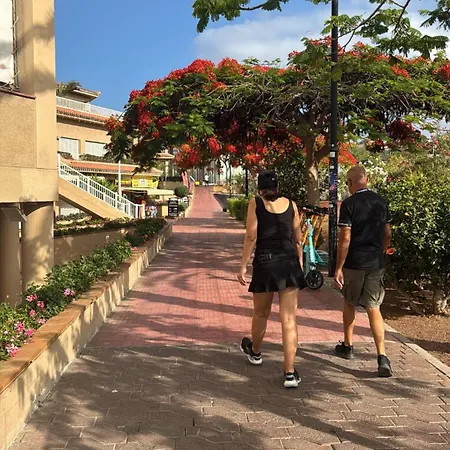 Eleonora Sweet Лос Кристианос